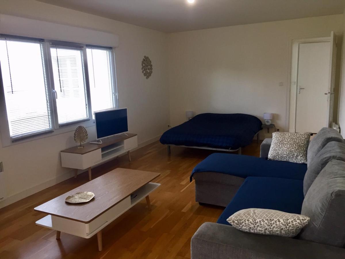 T1 Bis Proche Du Centre Avec Terrasse Apartment Saint-Brieuc Luaran gambar
